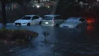 img of 气象河袭击，不列颠哥伦比亚遭受倾盆大雨