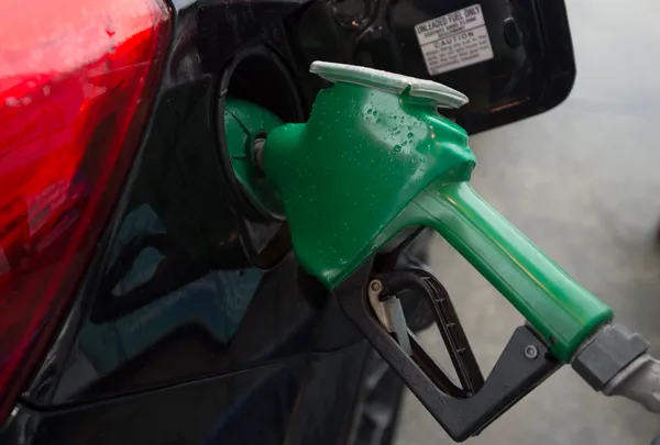img of 温哥华汽油价格降至2023年新低