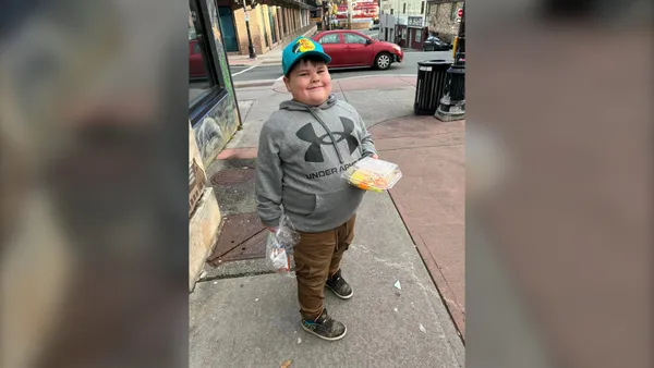 img of 6岁男孩的善举在纽芬兰和拉布拉多省的圣约翰市引起轰动