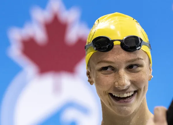 img of 夏天·麦金托什，加拿大新闻社年度最佳女运动员