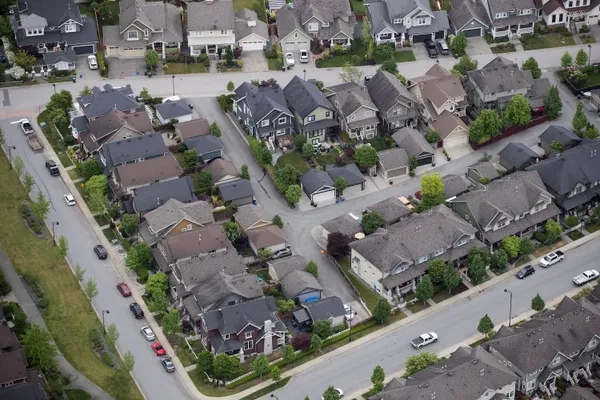 img of 2023年温哥华地区结束时，房屋销量有所上升