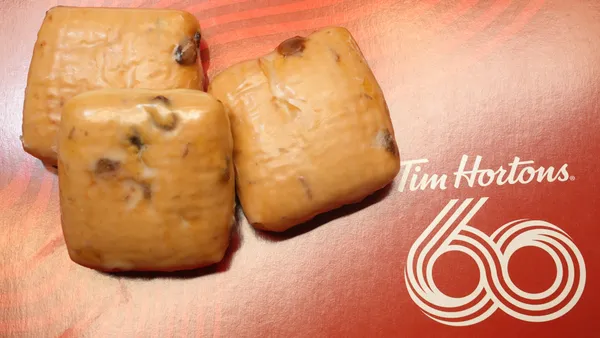 img of Tim Hortons即将重新上市哪三种甜甜圈，
