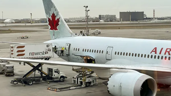 img of 2023年北美准点表现最差的航空公司是加拿大航空