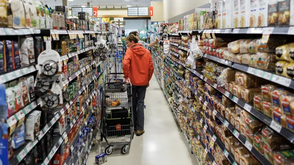 img of 消费者报告发现食品中存在 "广泛" 的塑料