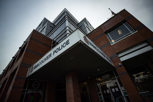 img of 温哥华警察局特别市政警员被指控在警察监狱殴打人