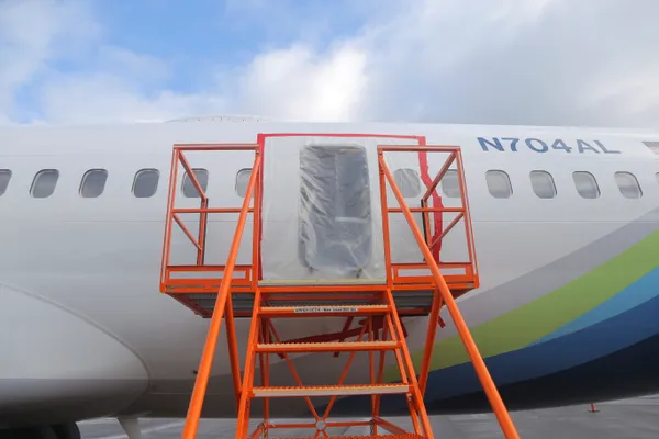 img of 美联航发现波音737 MAX飞机上的多块面板存在问题